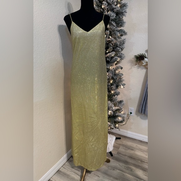 NEW Gold Metallic Evening Gown / NYE Dress - Size Large - Handmade in France - Picture 1 of 9